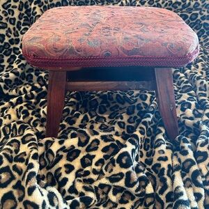 Antique Primitive HEAVY Sturdy Footstool 12x11x9